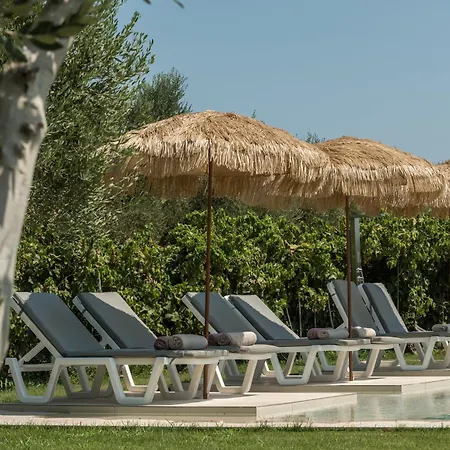 Vanesa Retreat, 3br With Lush Outdoor Oasis By Mana Gers