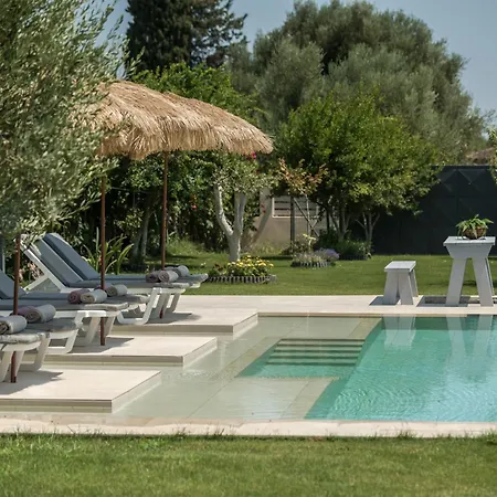 Vanesa Retreat, 3br With Lush Outdoor Oasis By Mana Gers Villa