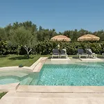 Vanesa Retreat, 3br With Lush Outdoor Oasis By Mana Gers