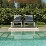 Vanesa Retreat, 3br With Lush Outdoor Oasis By Mana Gers Villa
