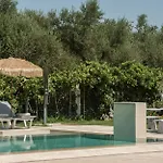 Vanesa Retreat, 3br With Lush Outdoor Oasis By Mana Gers *