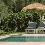 Vanesa Retreat, 3br With Lush Outdoor Oasis By Mana Gers Villa