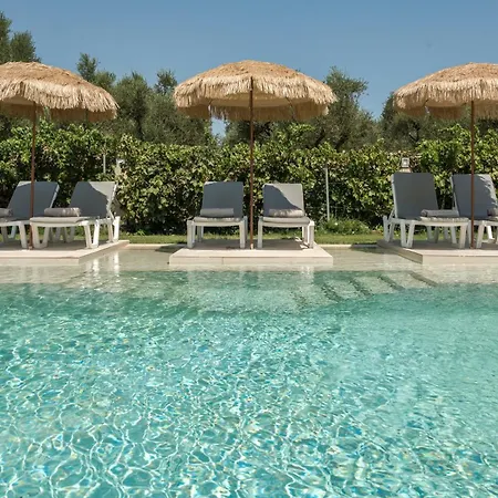 Vanesa Retreat, 3br With Lush Outdoor Oasis By Mana Gers Romírion