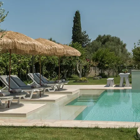 Vila Vanesa Retreat, 3br With Lush Outdoor Oasis By Mana Gers Romírion