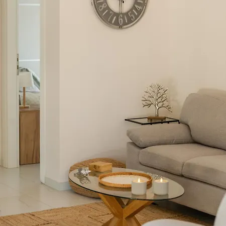 Vila Vanesa Retreat, 3br With Lush Outdoor Oasis By Mana Gers Romírion