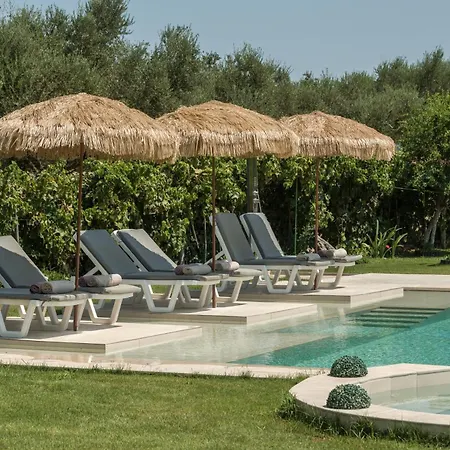 Vila Vanesa Retreat, 3br With Lush Outdoor Oasis By Mana Gers Romírion