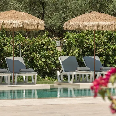 Villa Vanesa Retreat, 3br With Lush Outdoor Oasis By Mana Gers *
